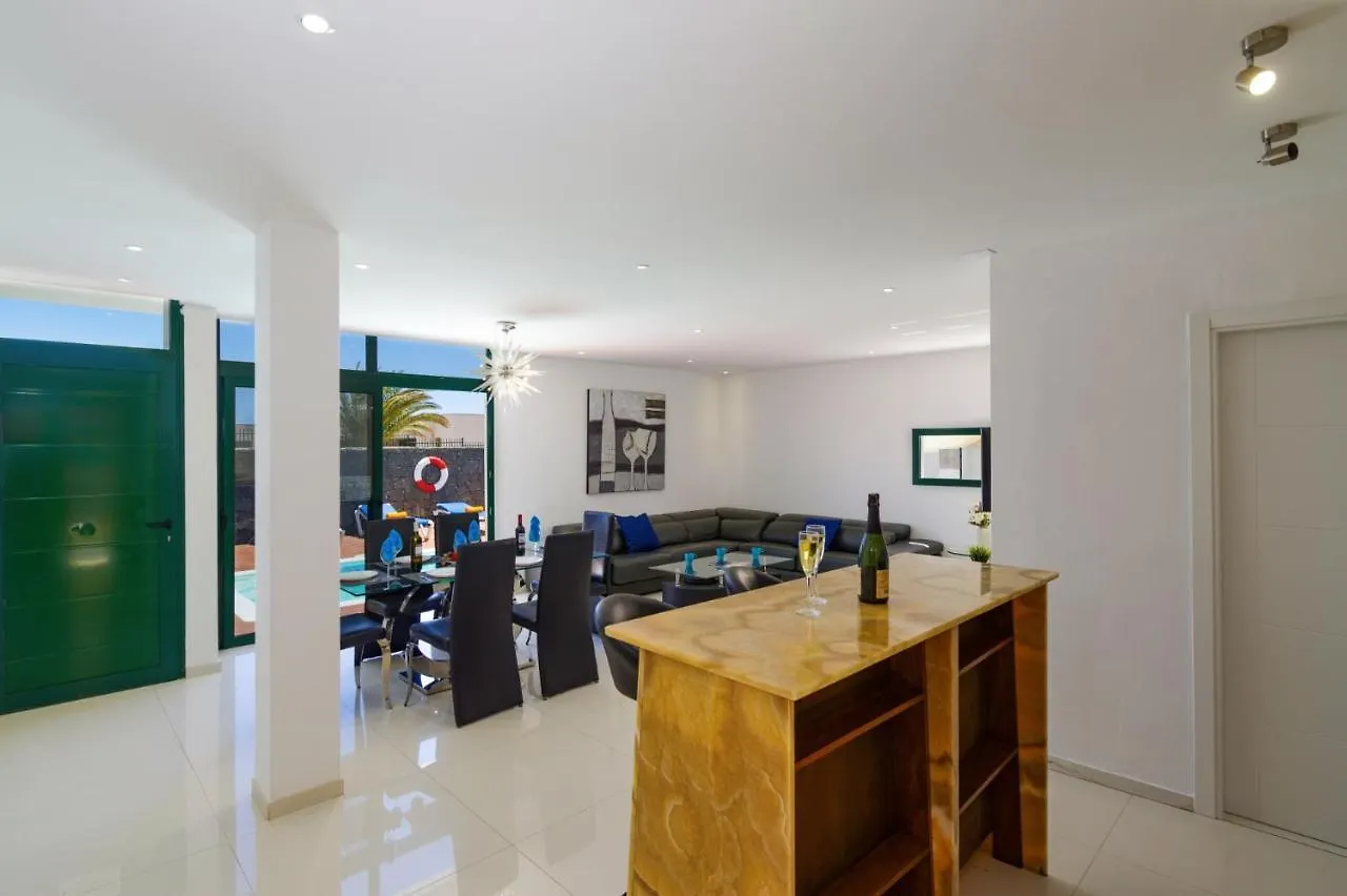 Villa Sunshine Lanzarote By Villa Plus Teguise